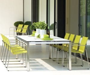 Lees meer over het artikel Tuinmeubelen online