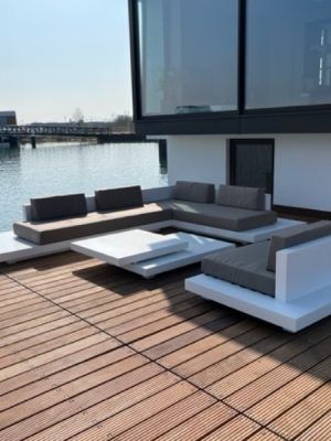 Loungeset Ibiza met aluminium onderstel bezorgd aan het water