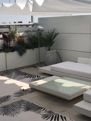 Loungeset Ibiza bezorgd op balkon penthouse in Houten