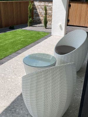 Tuinmeubelen bezorgd in Maasmechelen België
