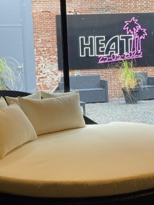 Ligbed Antibes bezorgd bij Heat Sauna en Badhuis
