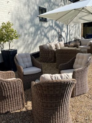 Tuinmeubelen ‘Rotan Style”bezorgd in Colchester UK