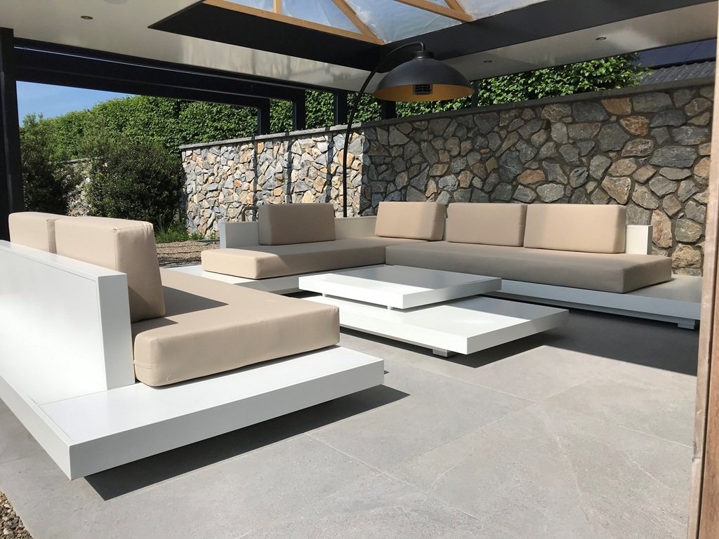 Witte loungeset Ibiza aluminium op modern terras